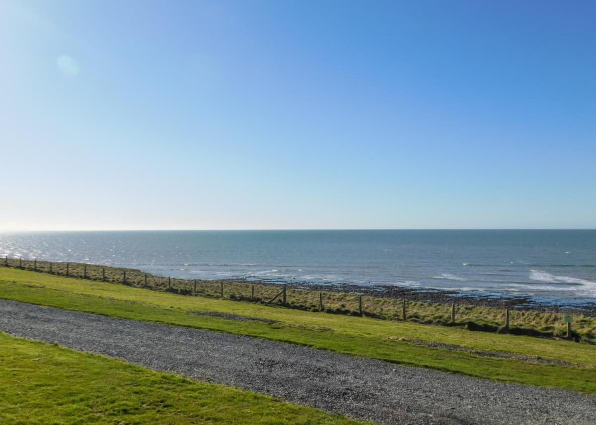 Morfa Bychan Holiday Park Llanychaiarn Exterior photo